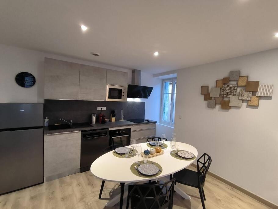 T2 -55M2- Elegant Et Chaleureux Apartment Montbrison Ngoại thất bức ảnh